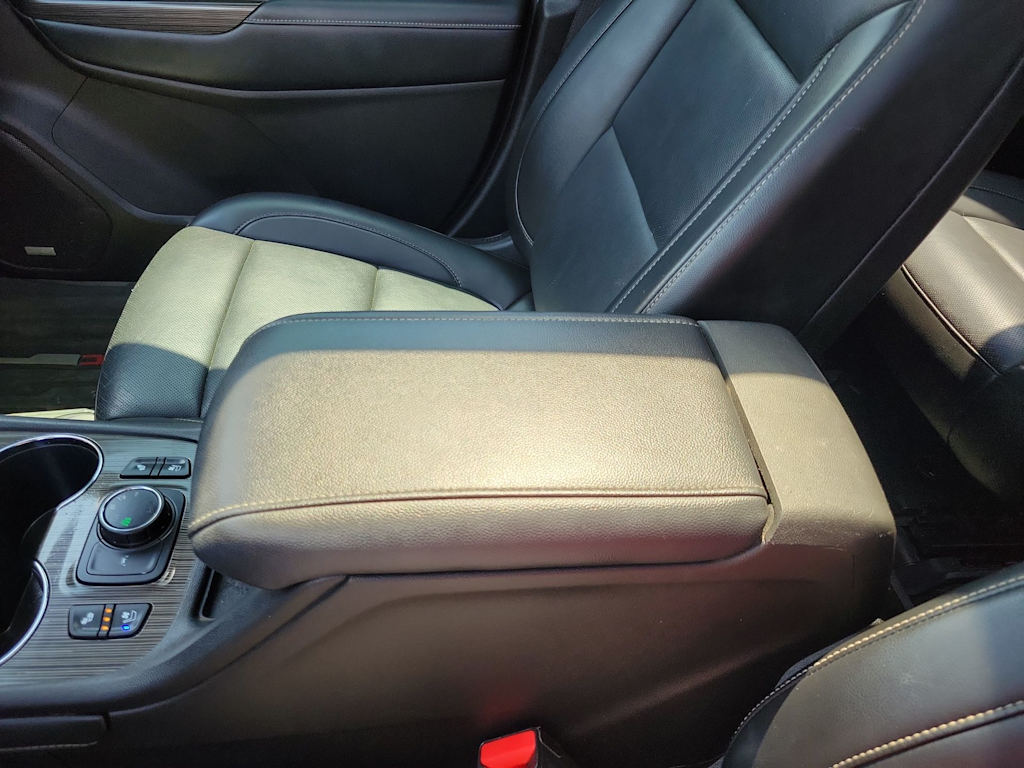 Thumbnail: 2021 GMC Acadia - 18