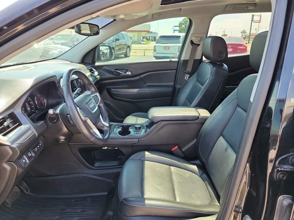 Thumbnail: 2021 GMC Acadia - 10