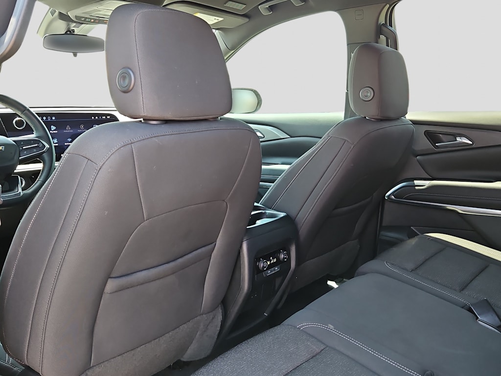 Thumbnail: 2024 Chevrolet Traverse - 11