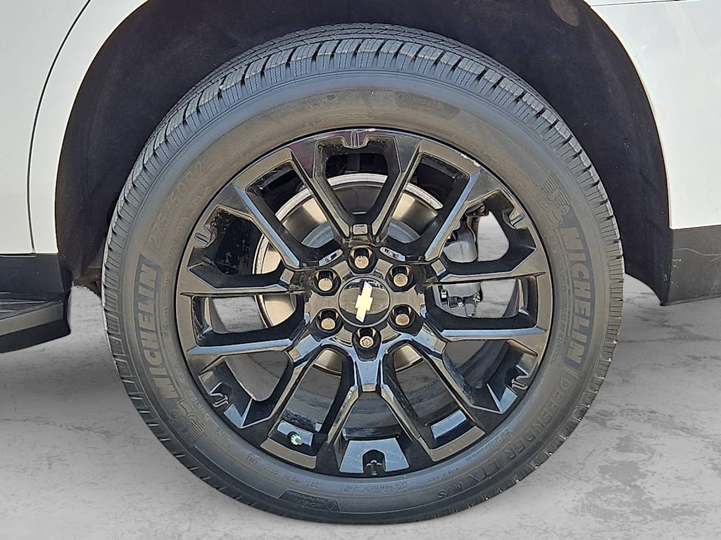 Thumbnail: 2022 Chevrolet Tahoe - 8