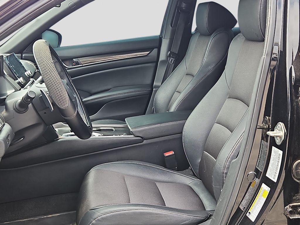Thumbnail: 2019 Honda Accord - 6
