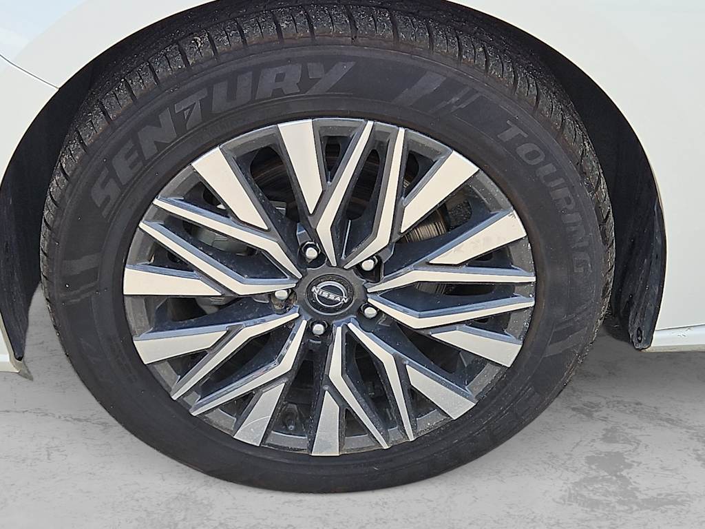 Thumbnail: 2024 Nissan Altima - 8
