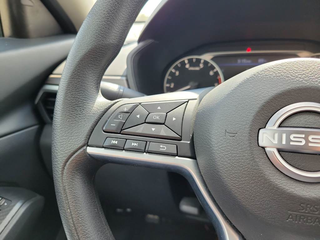 Thumbnail: 2025 Nissan Altima - 20