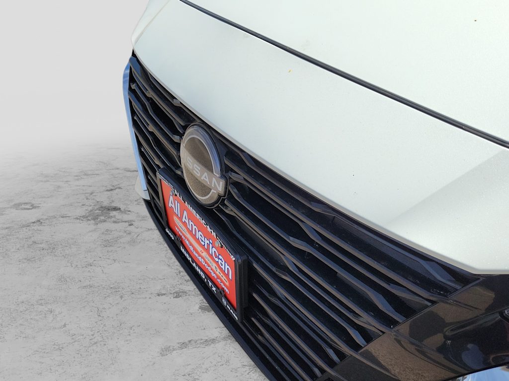 Thumbnail: 2025 Nissan Altima - 17