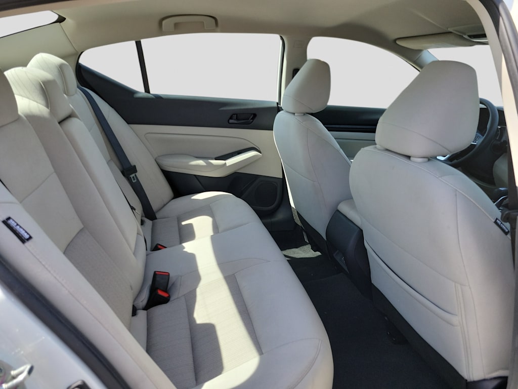 Thumbnail: 2025 Nissan Altima - 18