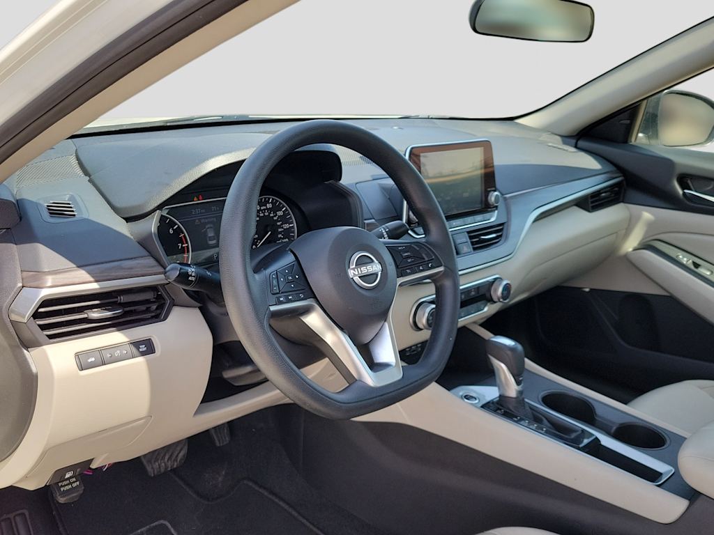 Thumbnail: 2025 Nissan Altima - 2