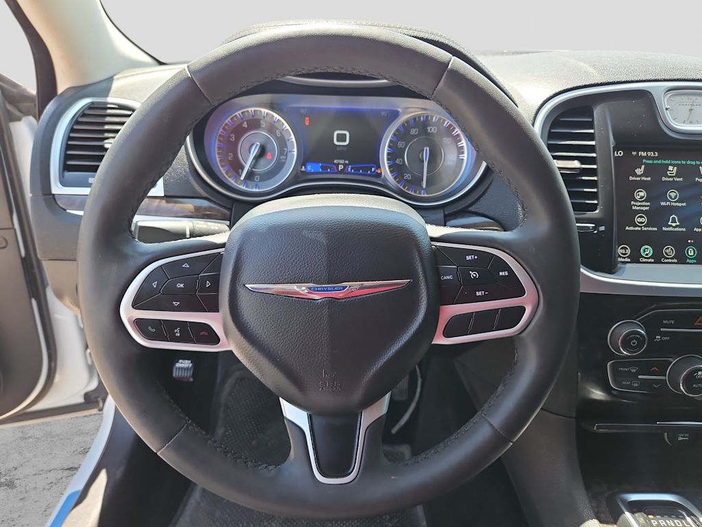Thumbnail: 2022 Chrysler 300 - 13