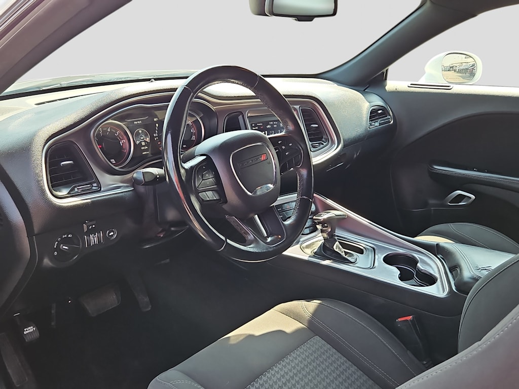 Thumbnail: 2019 Dodge Challenger - 2