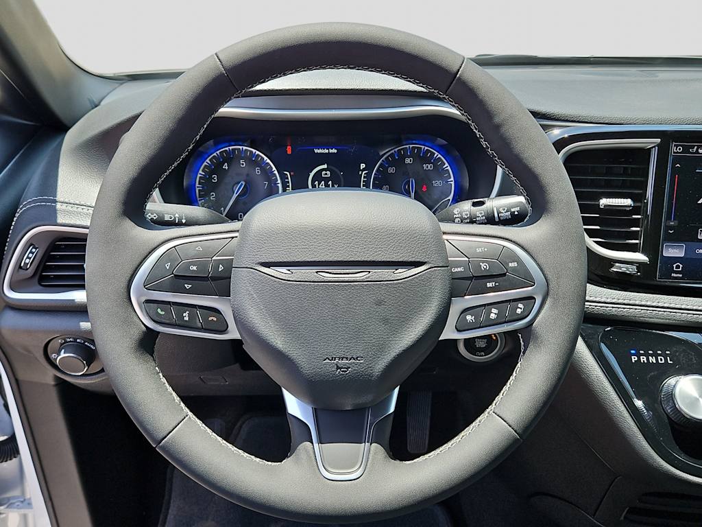 2027 Chrysler Pacifica Select - Photo 10