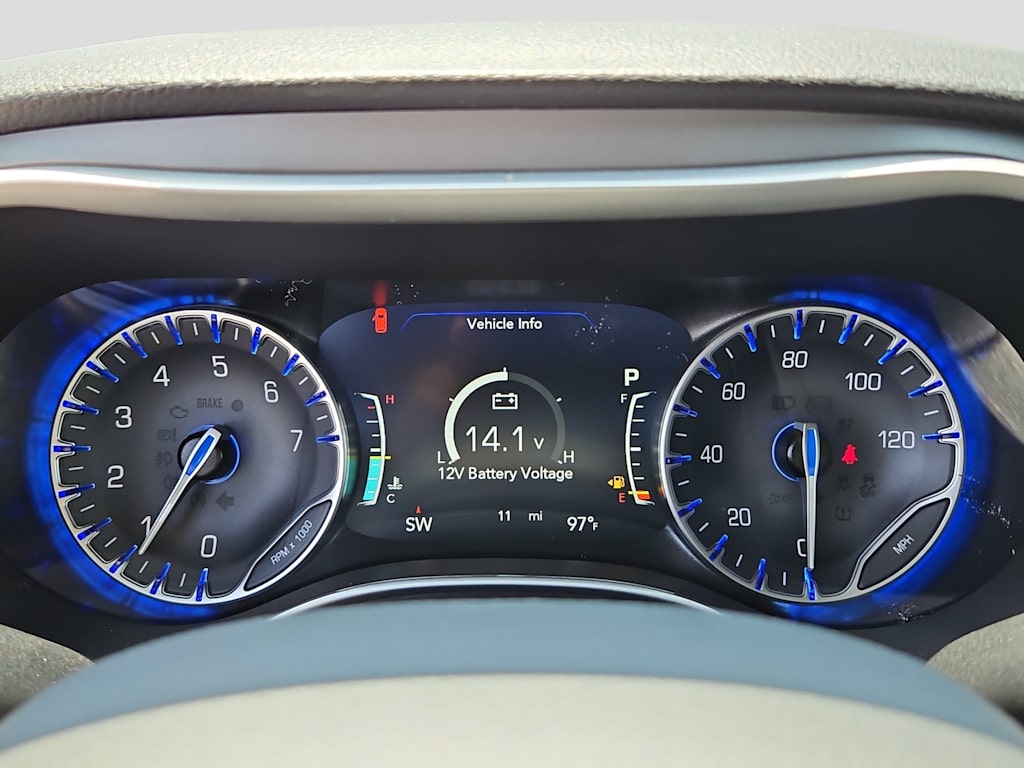 2027 Chrysler Pacifica Select - Photo 16