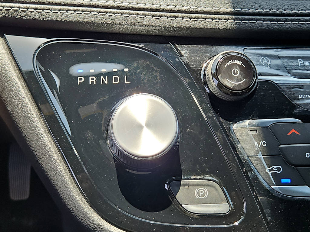2027 Chrysler Pacifica Select - Photo 25