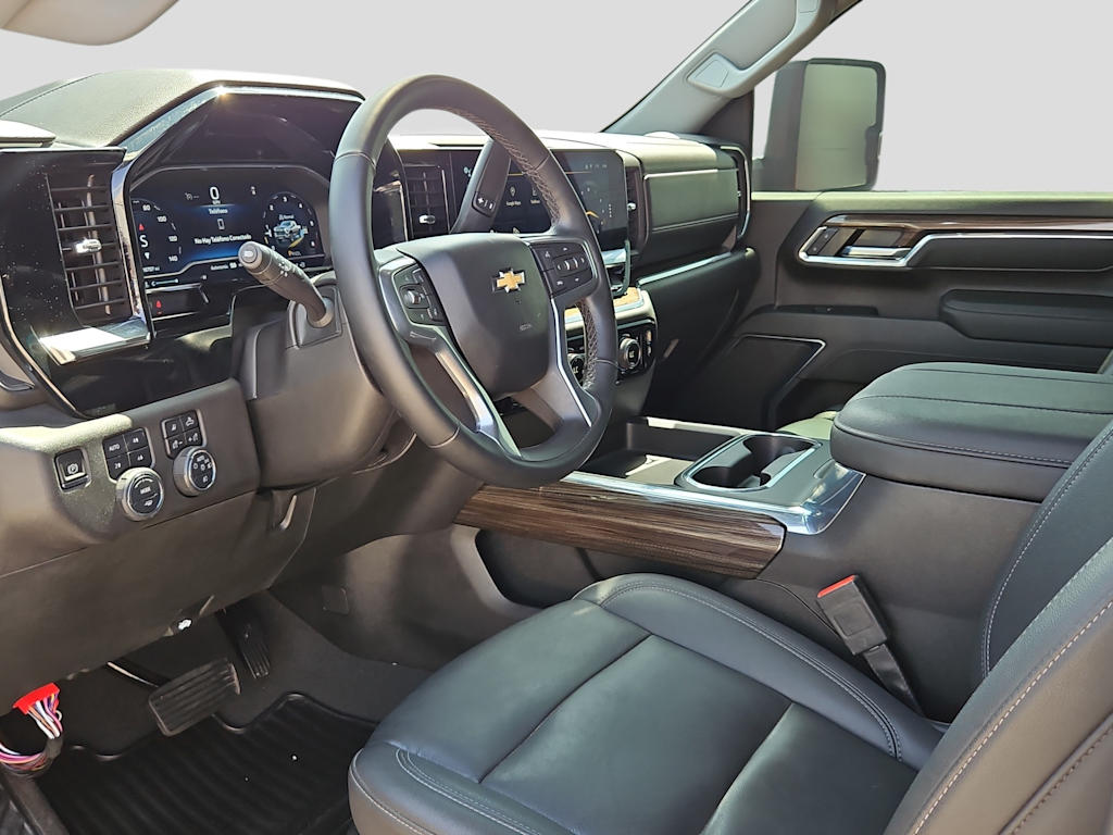 Thumbnail: 2024 Chevrolet Silverado 2500 - 2