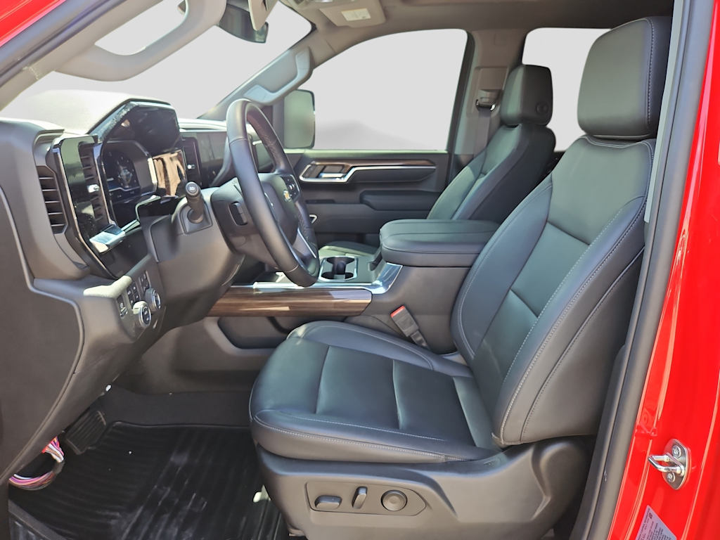 Thumbnail: 2024 Chevrolet Silverado 2500 - 8
