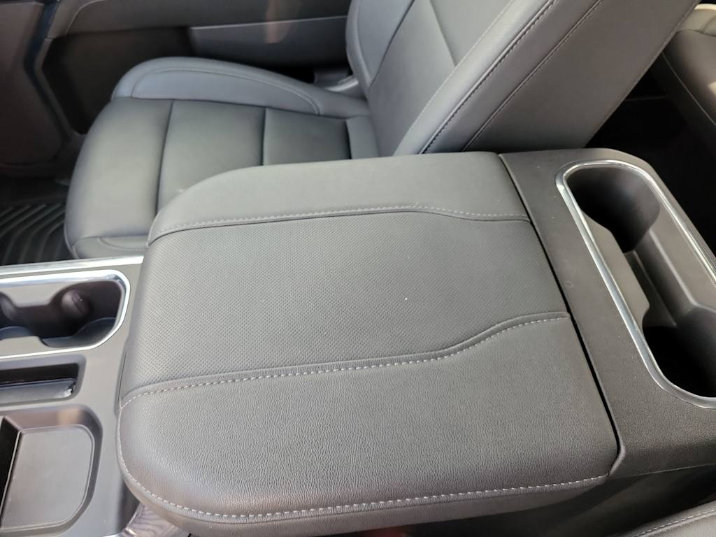 Thumbnail: 2024 Chevrolet Silverado 1500 - 19