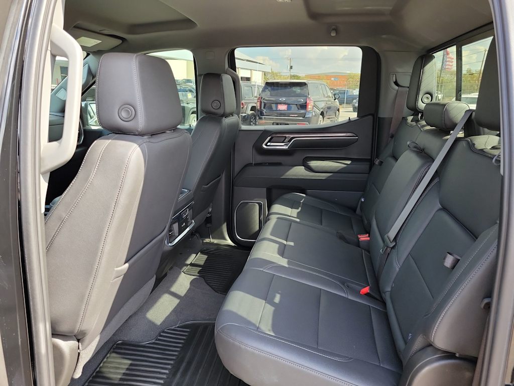 Thumbnail: 2024 Chevrolet Silverado 1500 - 12