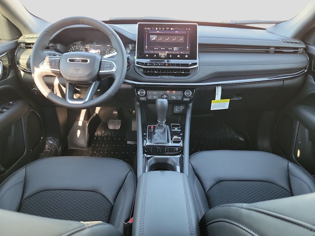 Thumbnail: 2026 Jeep Compass - 9