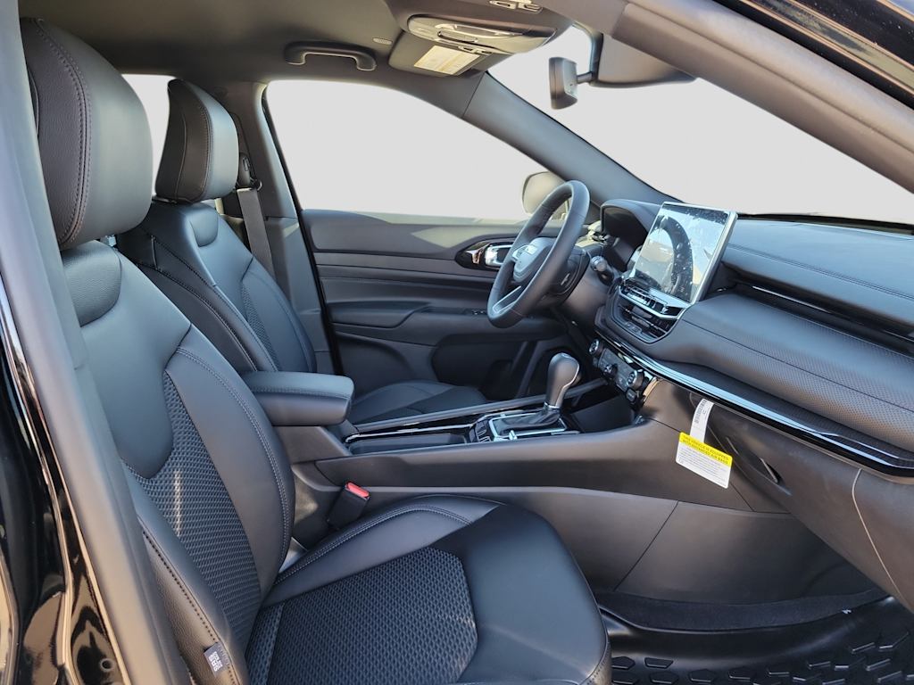 Thumbnail: 2026 Jeep Compass - 10