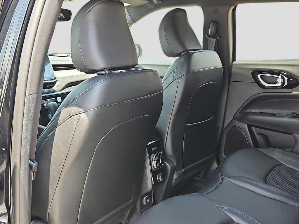 Thumbnail: 2026 Jeep Compass - 13