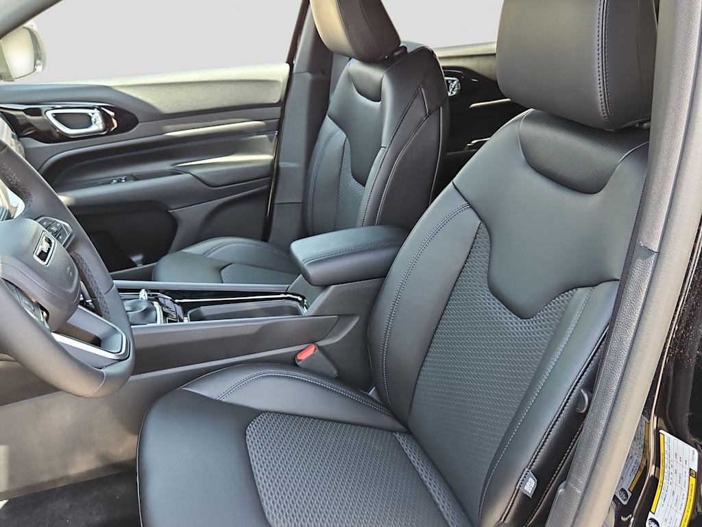 Thumbnail: 2026 Jeep Compass - 11