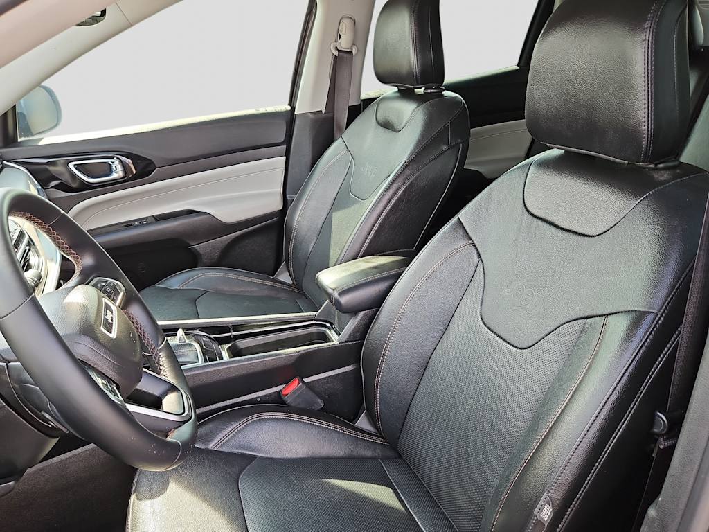 Thumbnail: 2022 Jeep Compass - 10