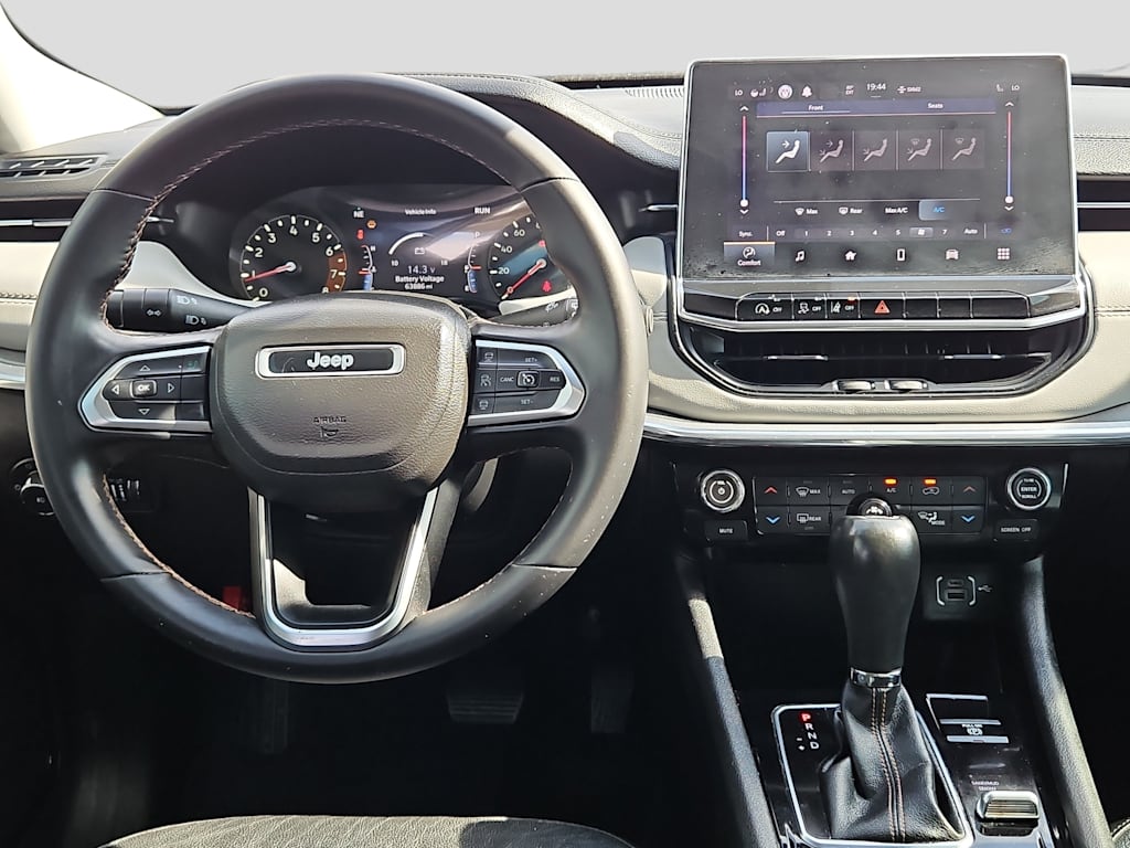 Thumbnail: 2022 Jeep Compass - 9