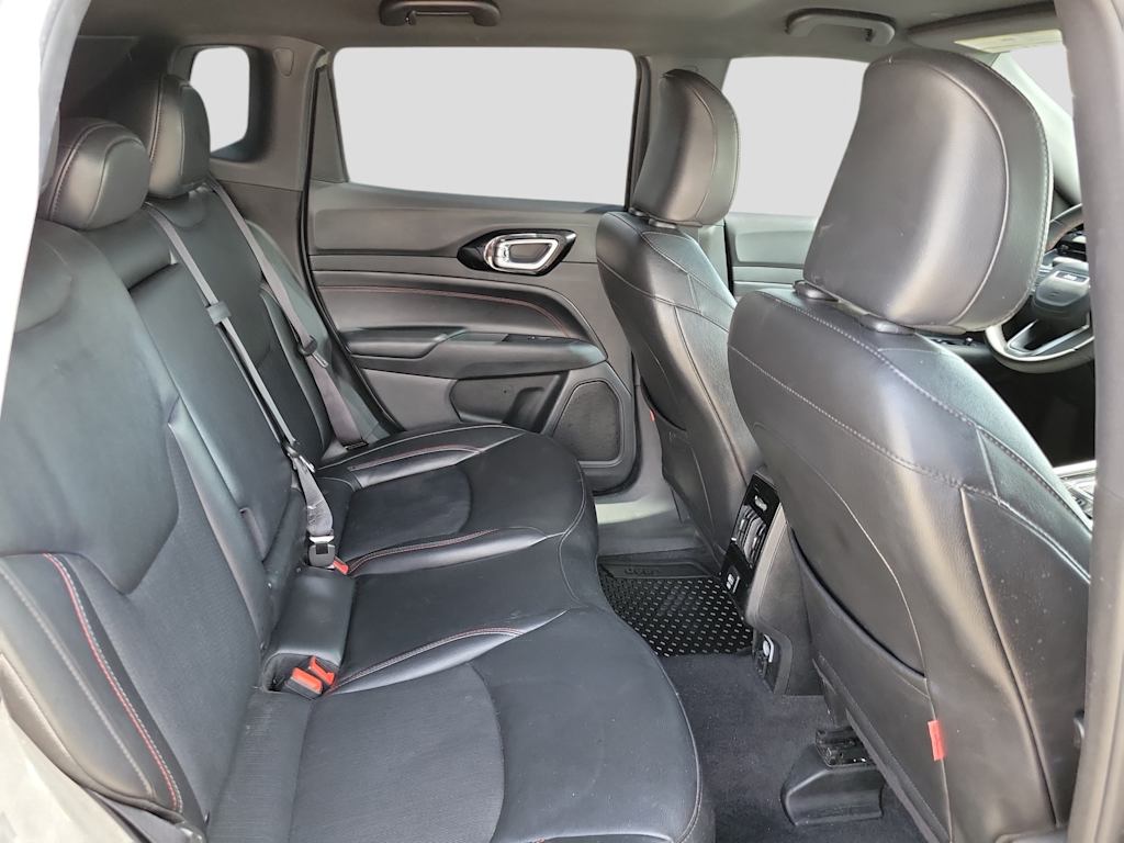 Thumbnail: 2023 Jeep Compass - 18