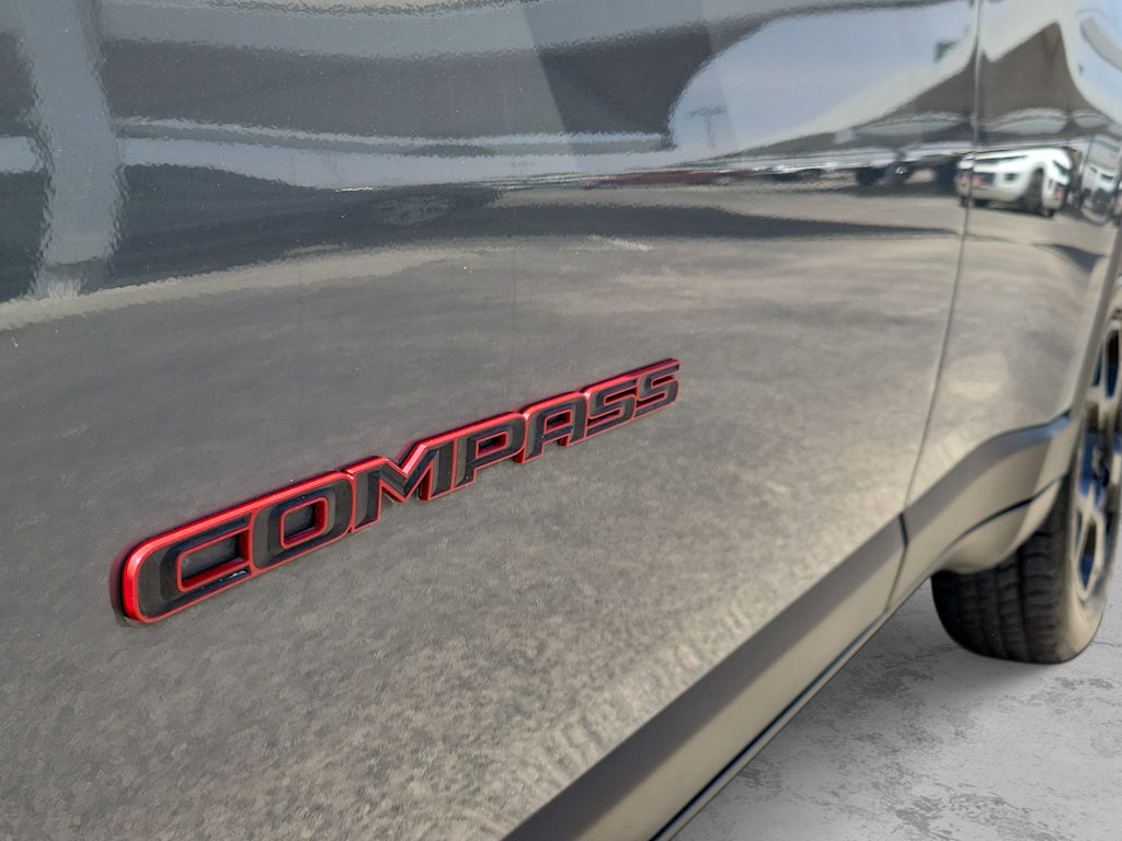Thumbnail: 2023 Jeep Compass - 7