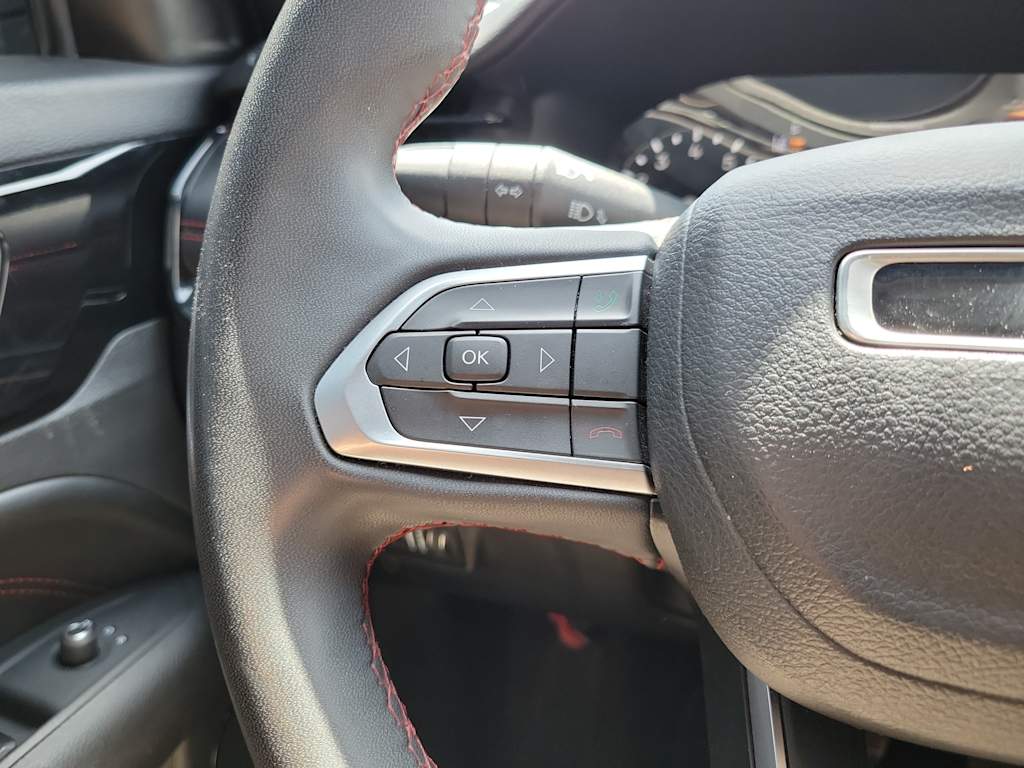 Thumbnail: 2023 Jeep Compass - 20