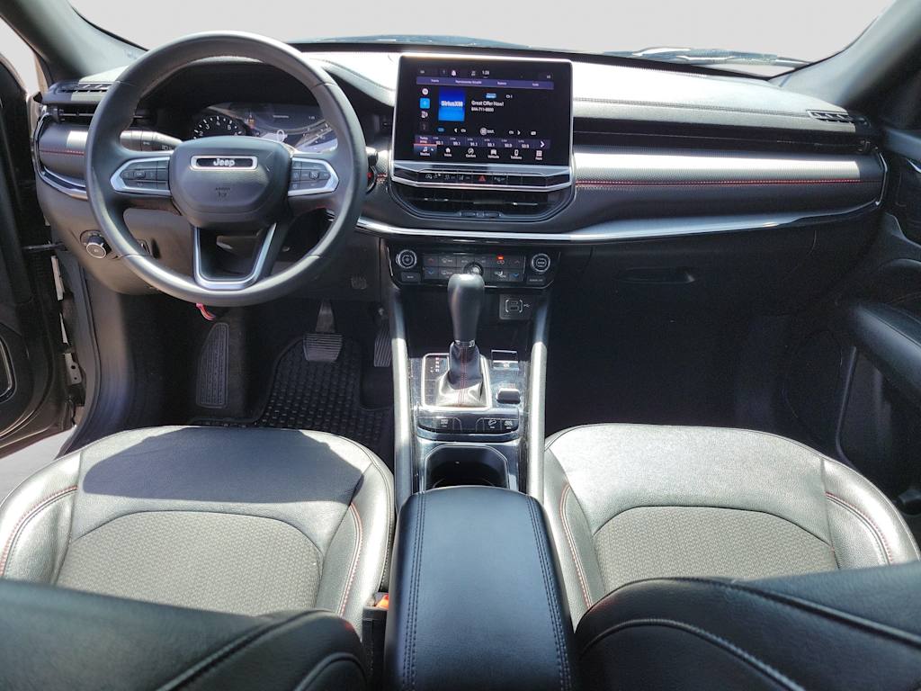 Thumbnail: 2023 Jeep Compass - 9