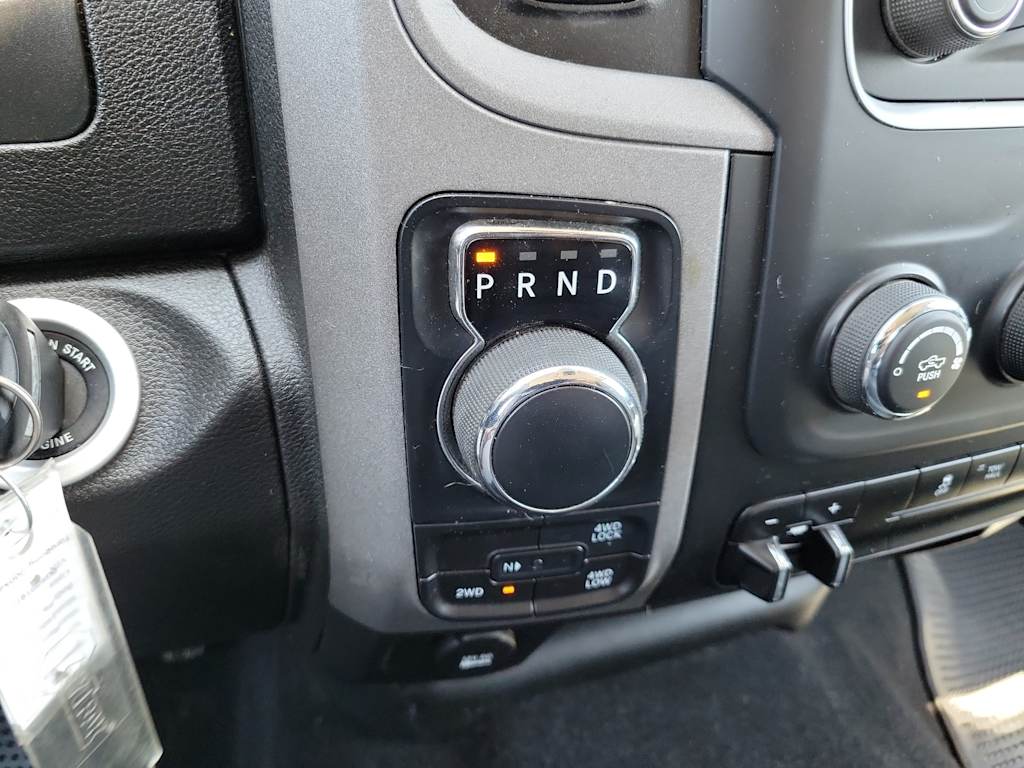 Thumbnail: 2023 RAM 1500 Classic - 16