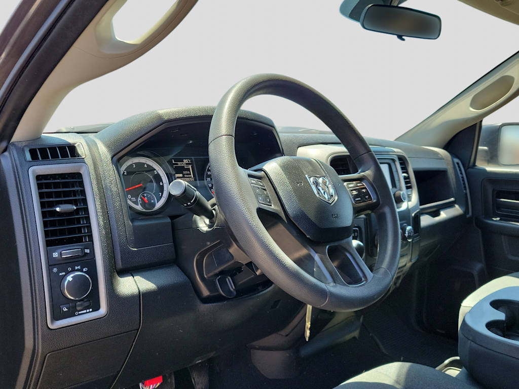 Thumbnail: 2023 RAM 1500 Classic - 3