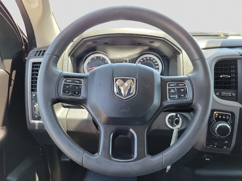 Thumbnail: 2023 RAM 1500 Classic - 10