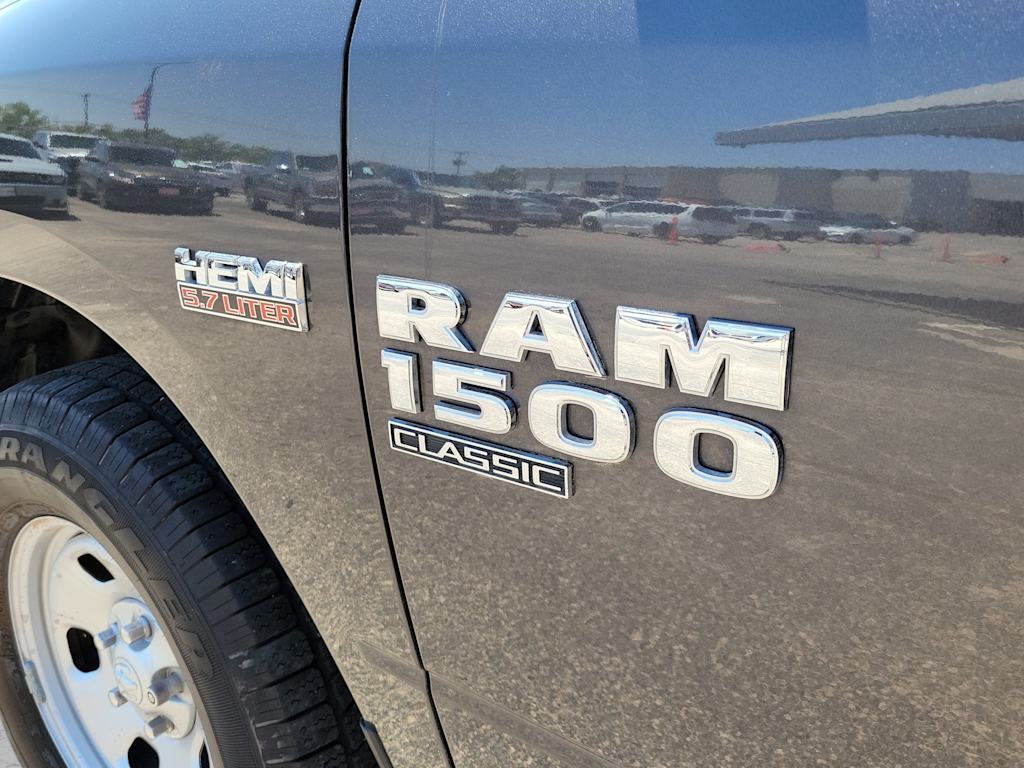 Thumbnail: 2023 RAM 1500 Classic - 4