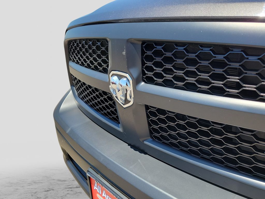 Thumbnail: 2023 RAM 1500 Classic - 14