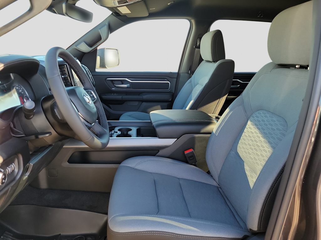 Thumbnail: 2026 RAM 1500 - 10