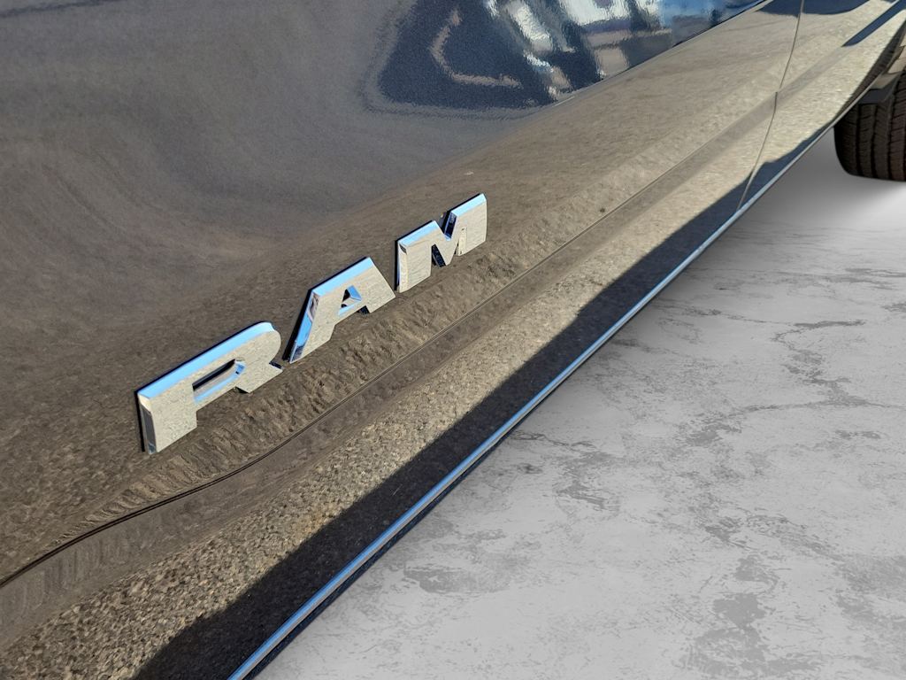 Thumbnail: 2026 RAM 1500 - 7