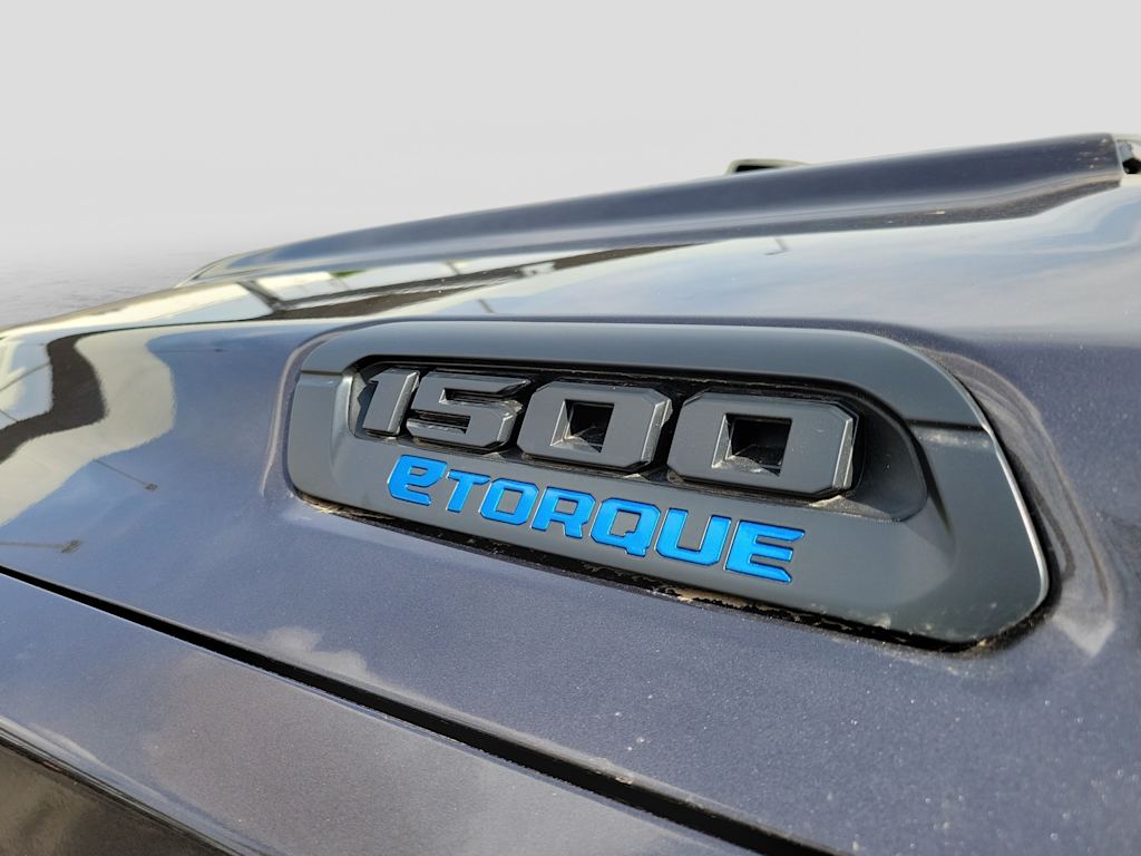 Thumbnail: 2026 RAM 1500 - 15