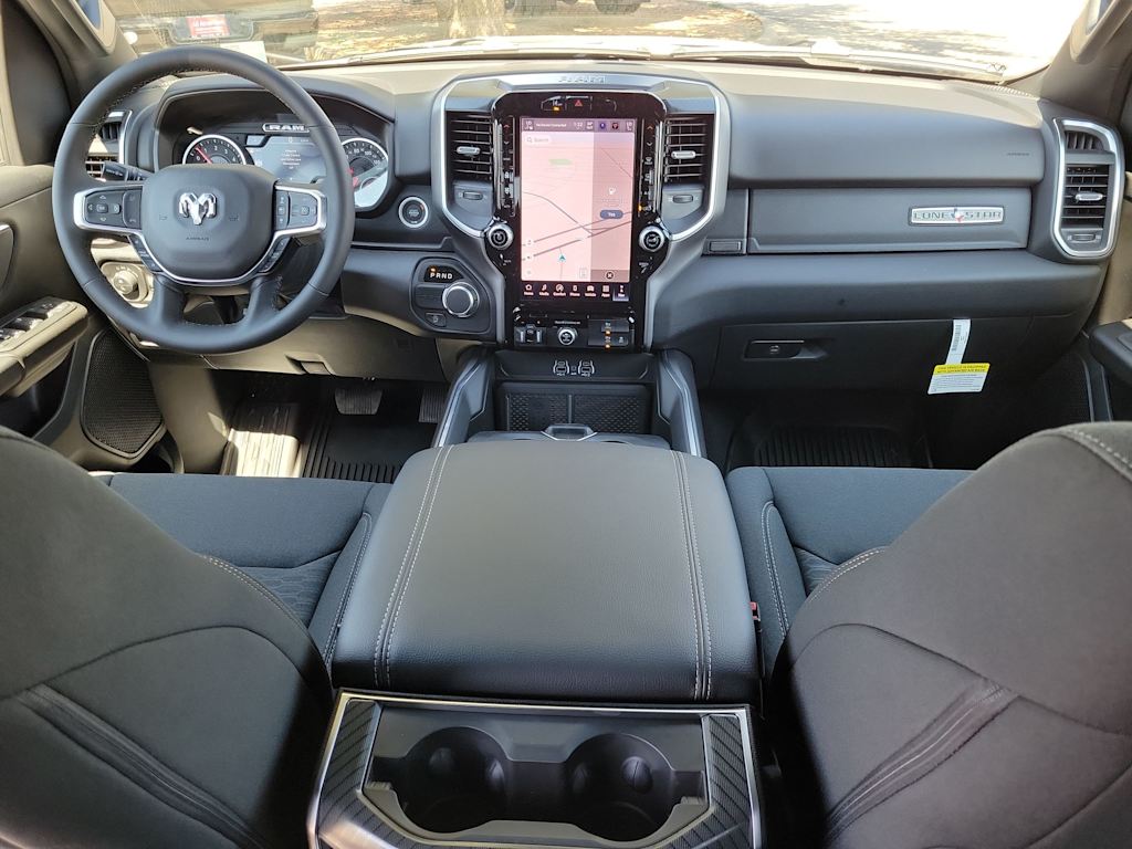 Thumbnail: 2025 RAM 1500 - 9