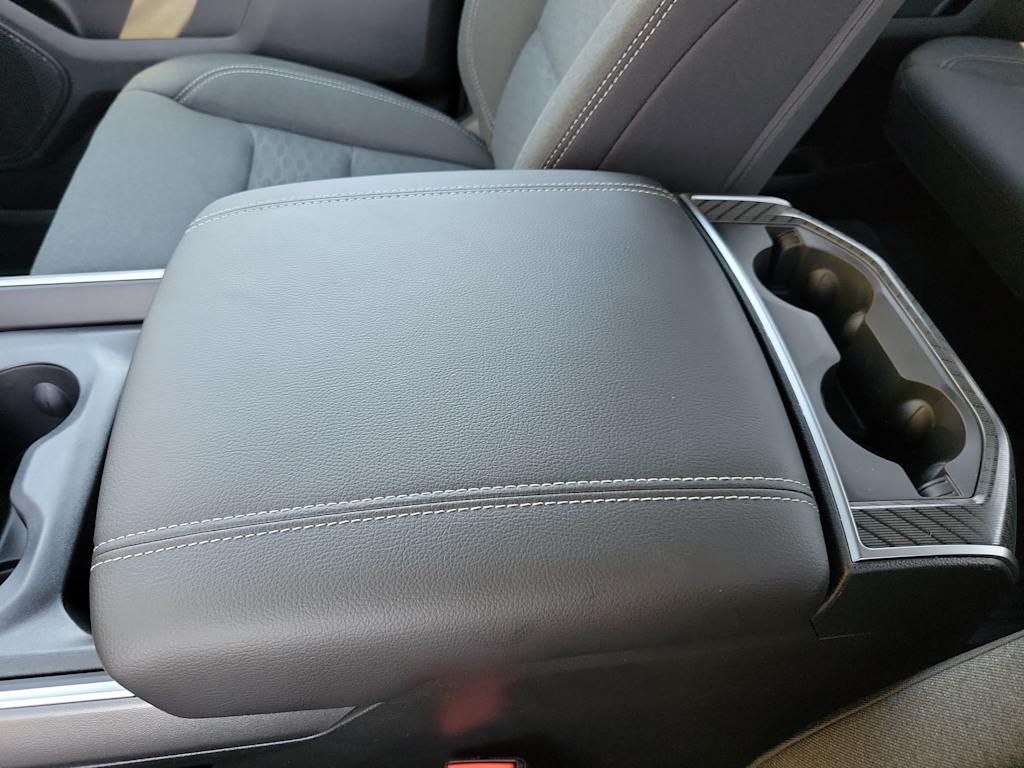 Thumbnail: 2025 RAM 1500 - 17