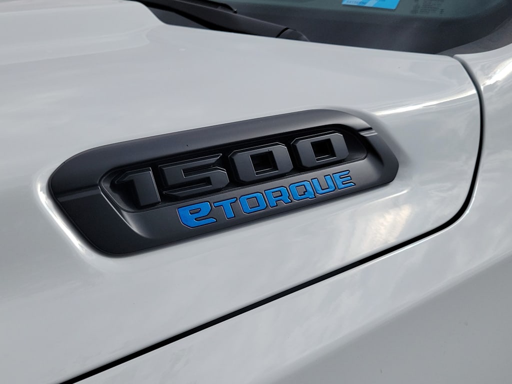 Thumbnail: 2025 RAM 1500 - 15