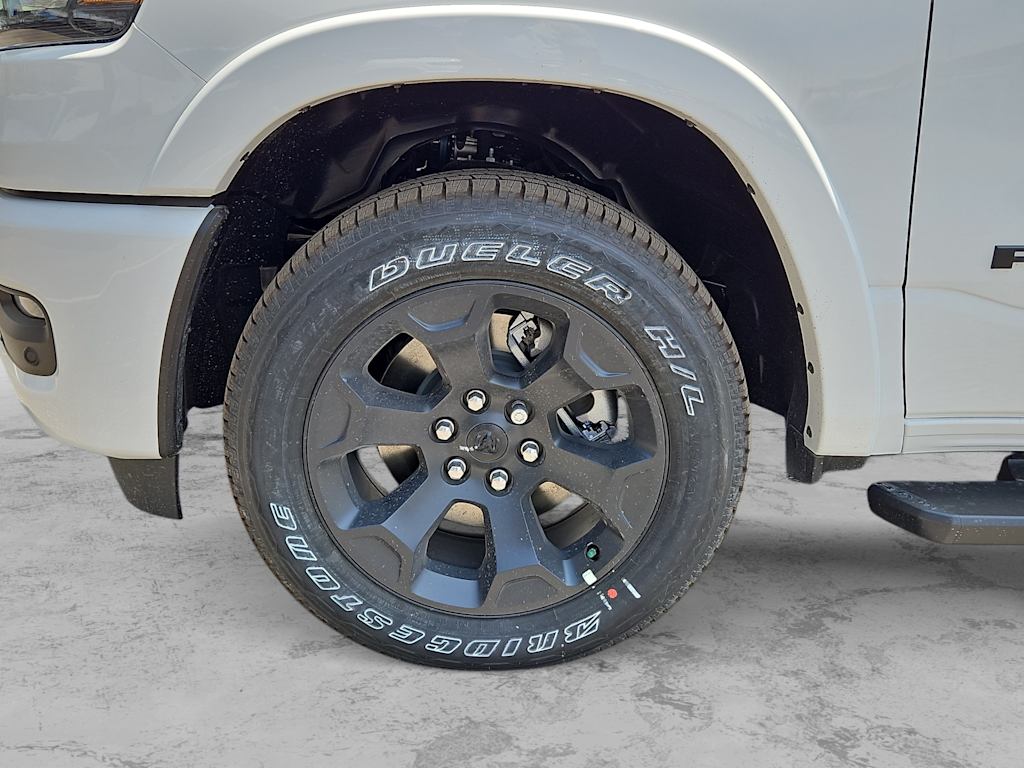 Thumbnail: 2026 RAM 1500 - 4