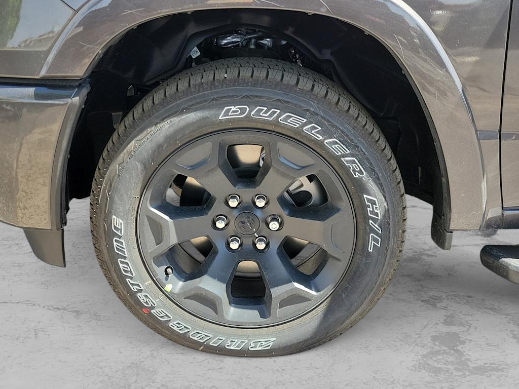 Thumbnail: 2026 RAM 1500 - 8