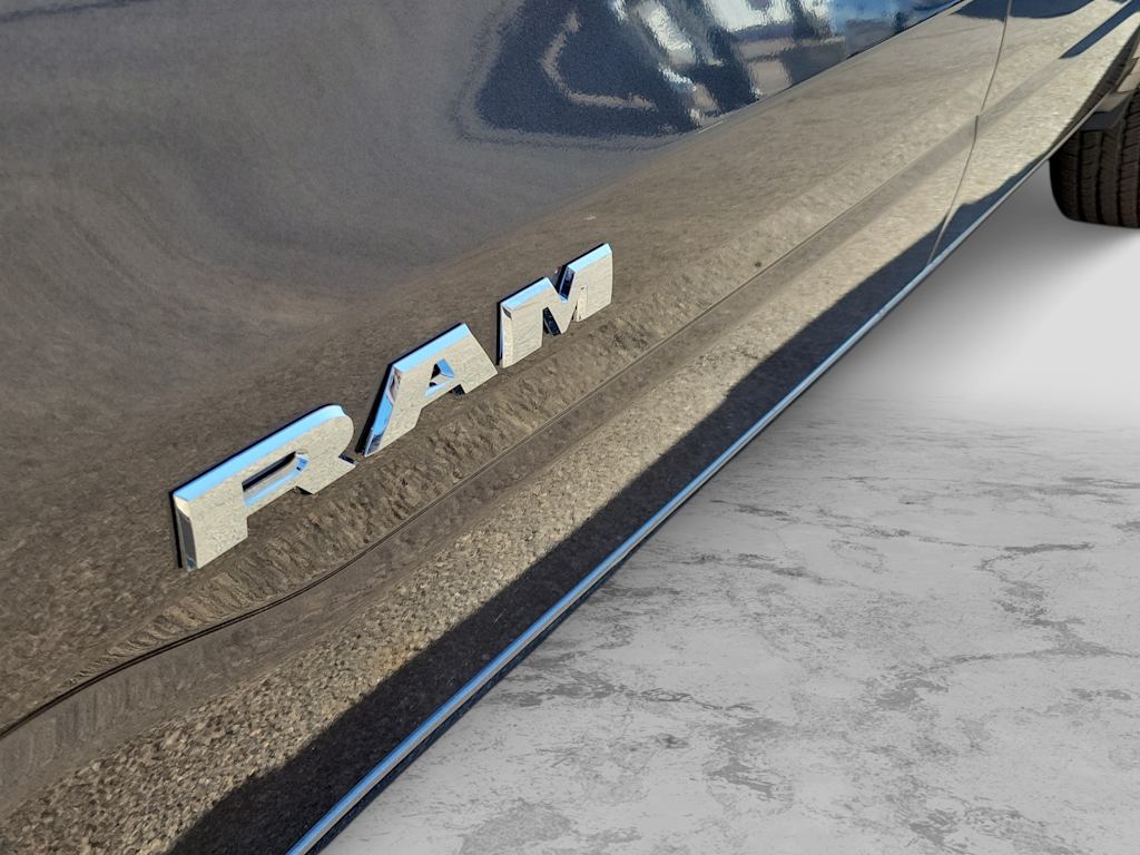 Thumbnail: 2026 RAM 1500 - 7
