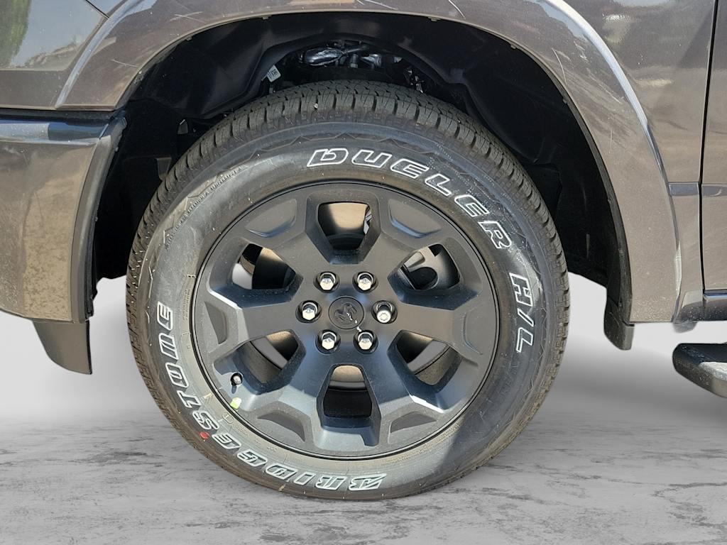 Thumbnail: 2026 RAM 1500 - 8