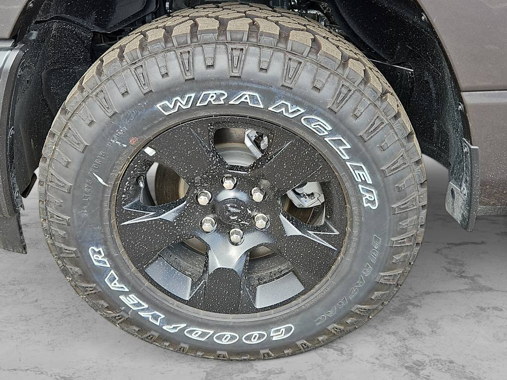 Thumbnail: 2026 RAM 1500 - 8