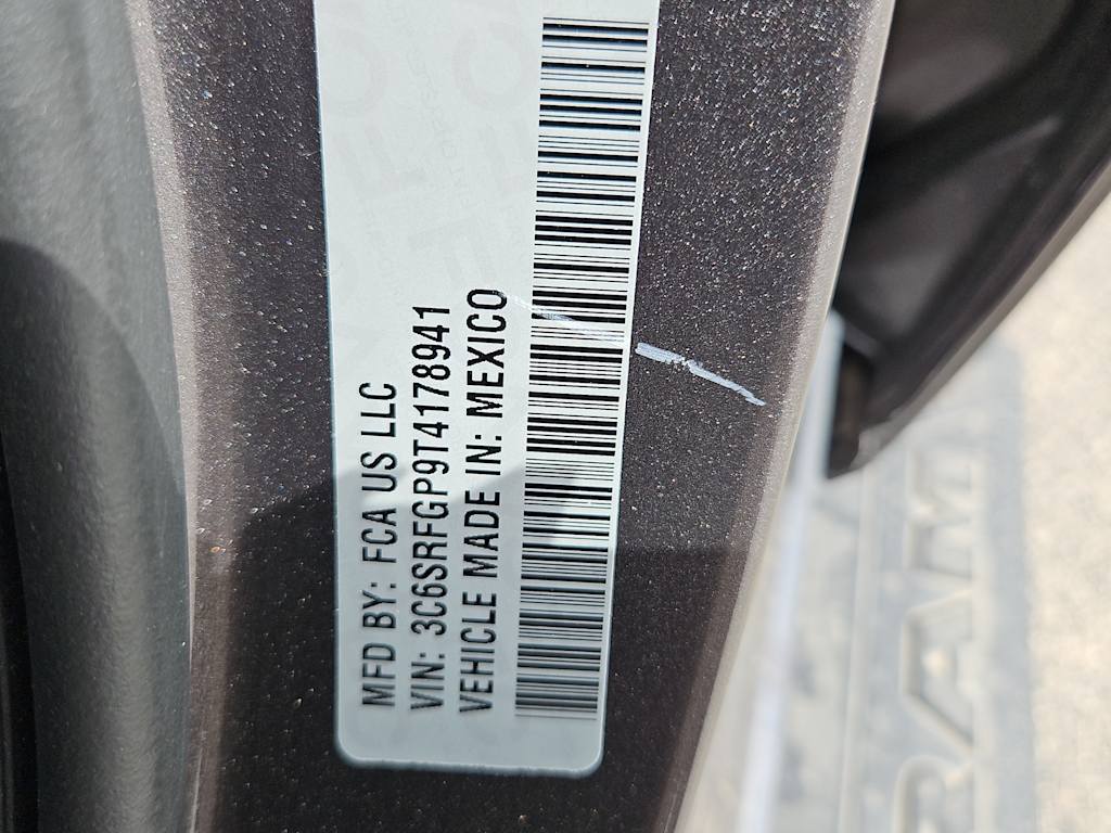 Thumbnail: 2026 RAM 1500 - 18