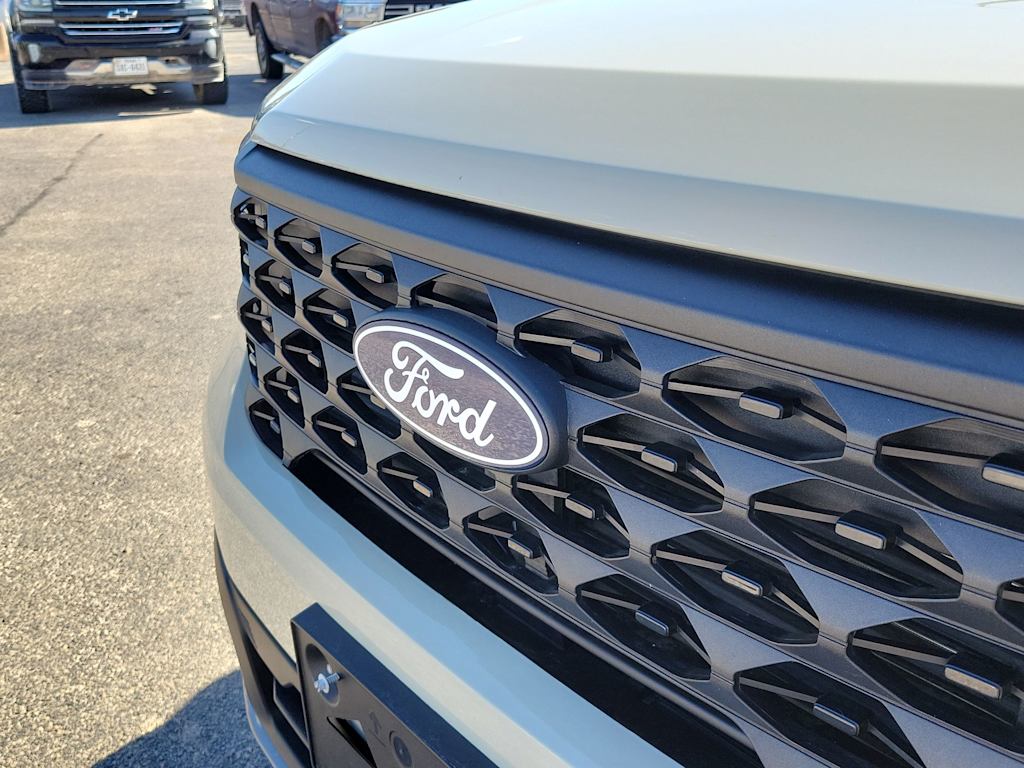 Thumbnail: 2025 Ford Maverick - 17