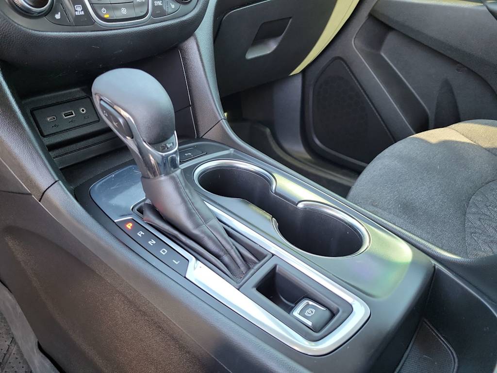 Thumbnail: 2024 Chevrolet Equinox - 15