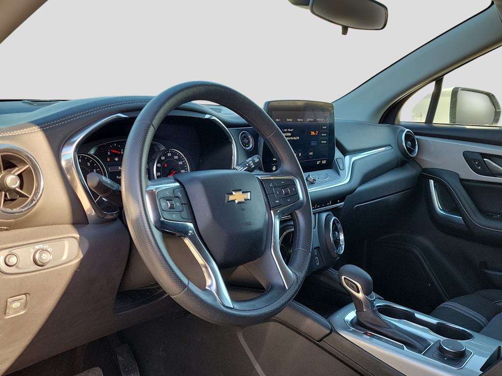 Thumbnail: 2025 Chevrolet Blazer - 2