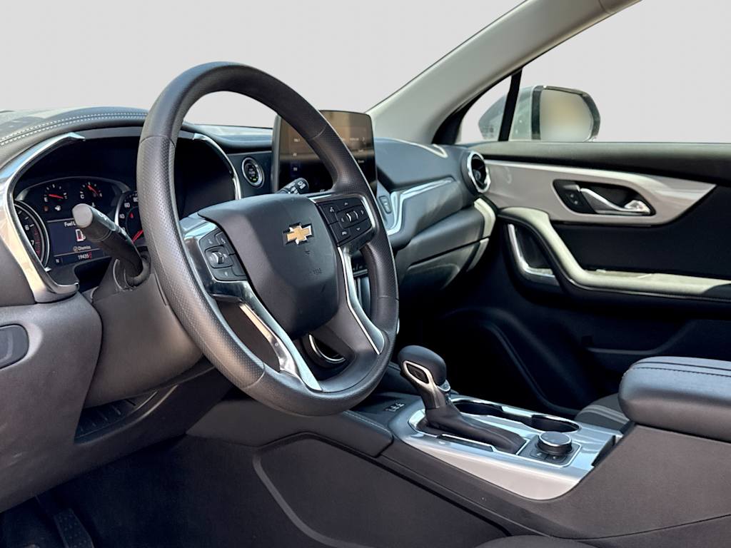 Thumbnail: 2024 Chevrolet Blazer - 2